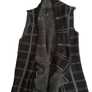 Sweater vest size small